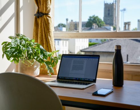 Five things employers legally need to do for home workers Five things employers legally need to do for home workers